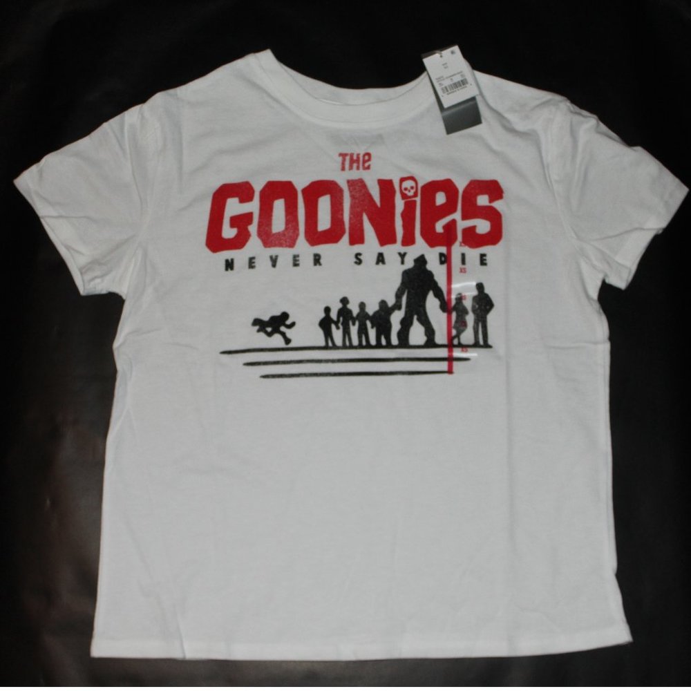 Vintage Goonies Never Say Die White Graphic Print T-Shirt New With Tags Size XS